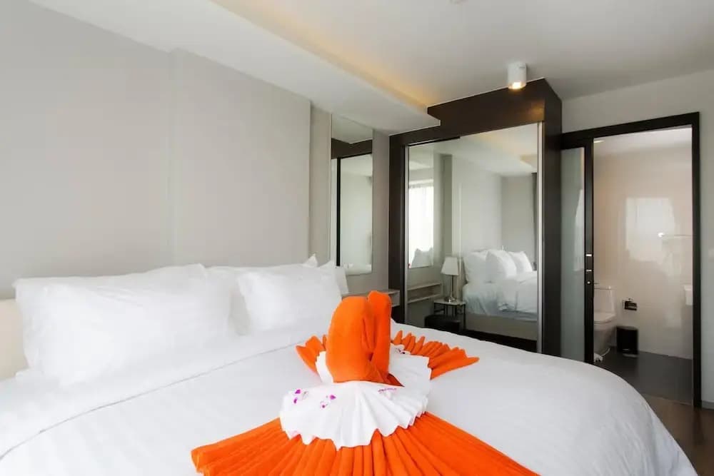 Superb Apt! 5 Mins to the Beach - photo 3