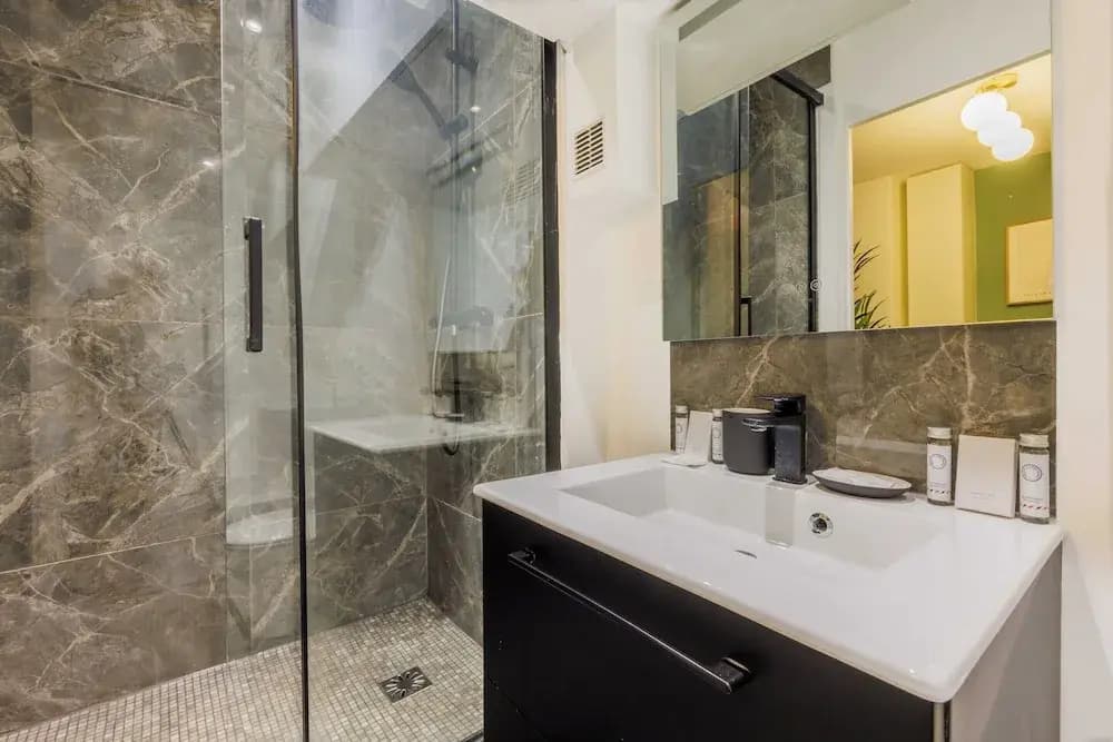Superb Apartment With Patio 6p/2bdr - Opera/grands Boulevards - photo 9