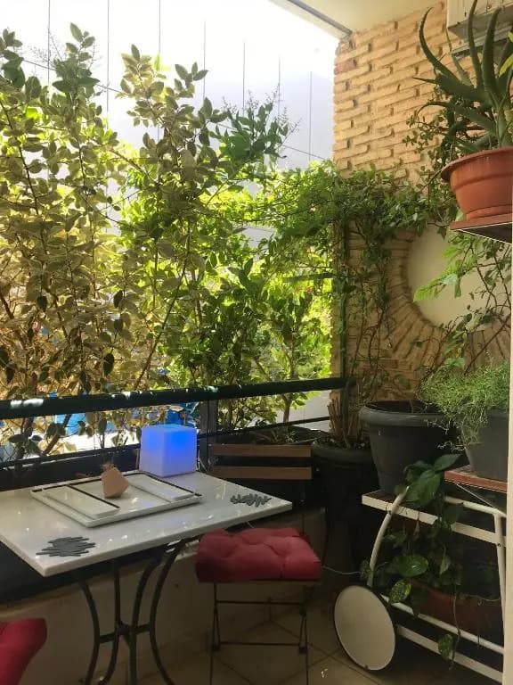 Mets Area, Hip, Tasteful & Ultra Convenient Studio for 2 - photo 2