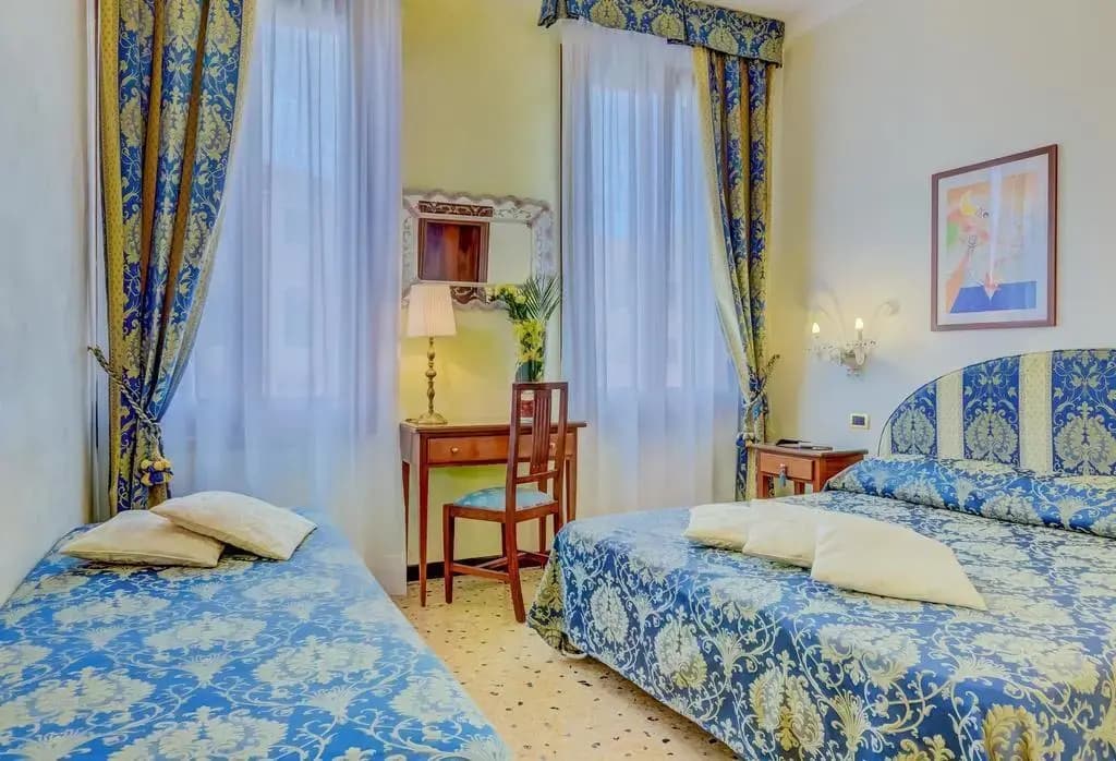Hotel Hesperia - photo 12