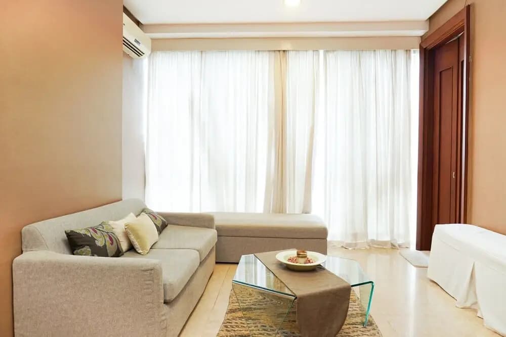 Stunning 1BR @ The Mansion of Kemang Apartment By Travelio - photo 1