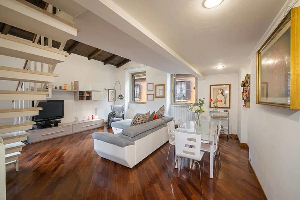 Large and Elegant 3 bed Flat in Central Location! - photo 4