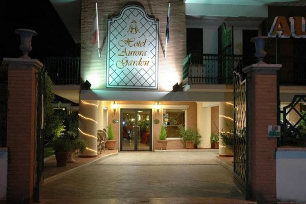 Aurora Garden Hotel - main photo