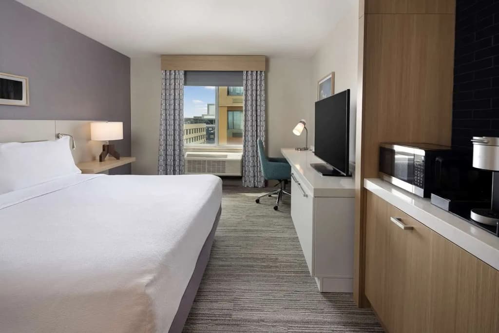 Hilton Garden Inn Queens/JFK Airport - photo 46