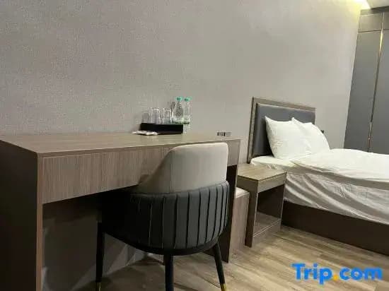 Ukay Hills - Private Event Estate & Lifestyle Suites - photo 18