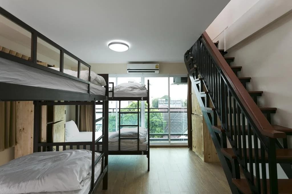 Small Space Cafe and Hostel - main photo