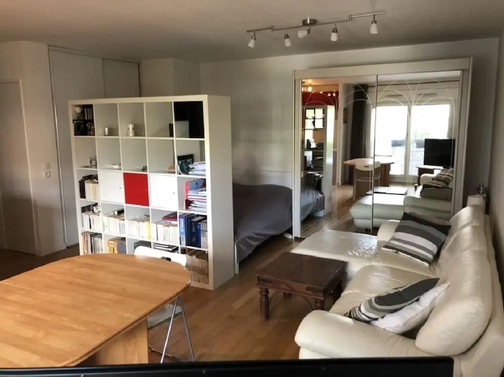 Furnished Studio on the Floor - photo 2