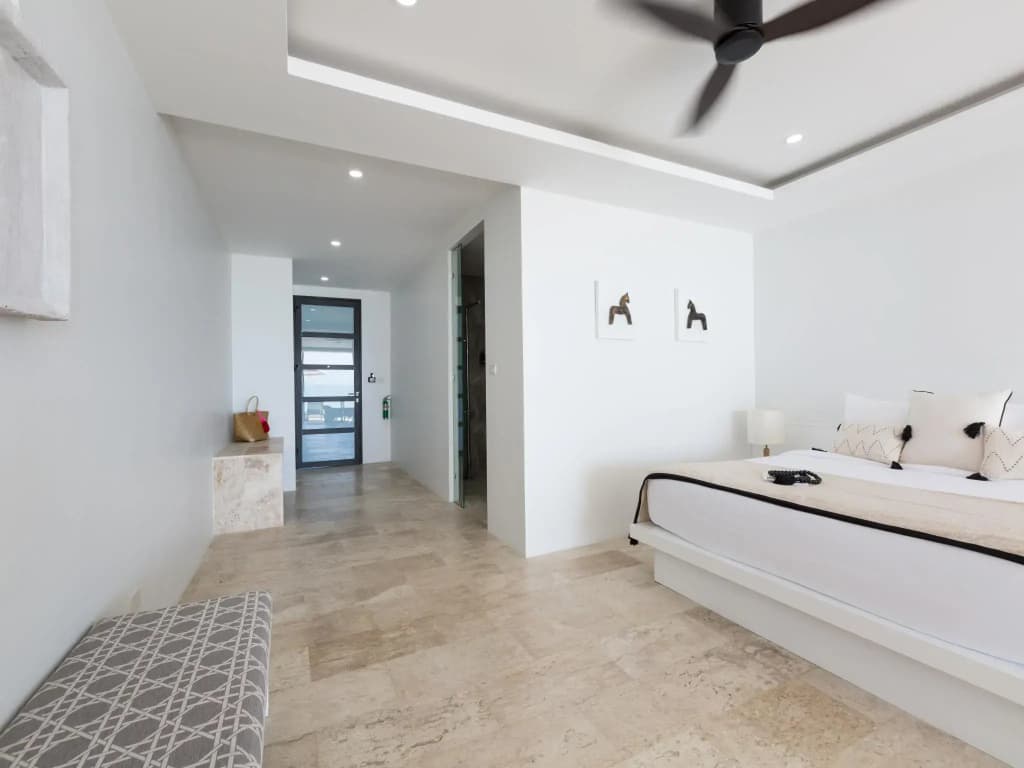 Skye Beach Hotel - photo 28