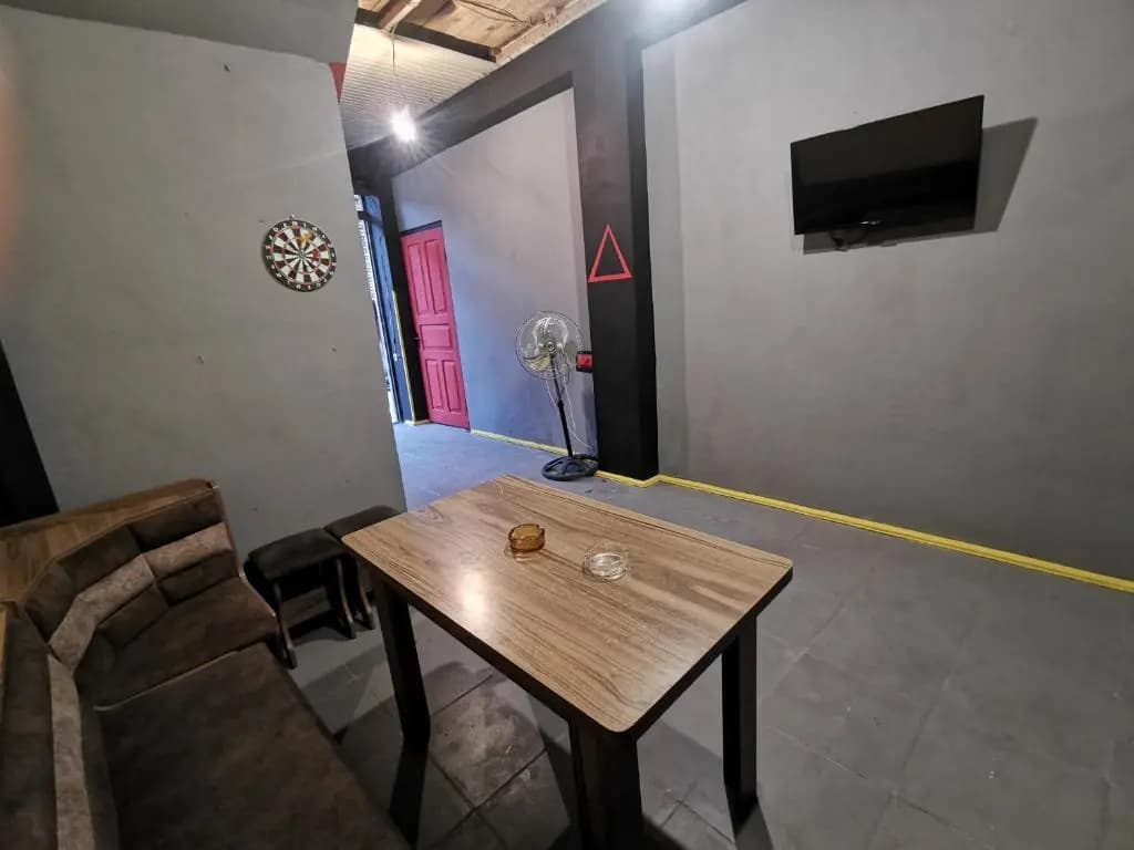 Rose House - photo 15