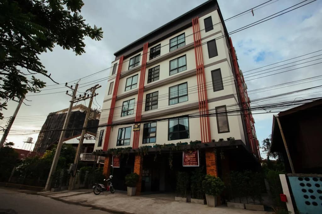 Noble Tarntong Boutique Hotel - photo 1