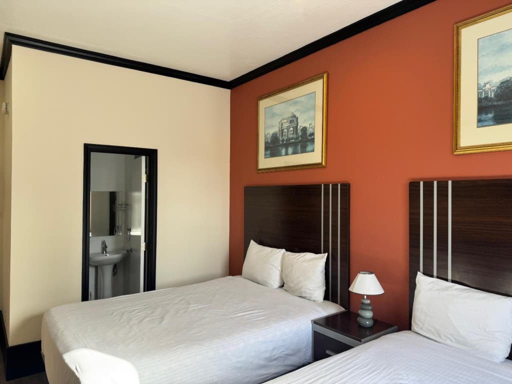 Europa Hotel - photo 2