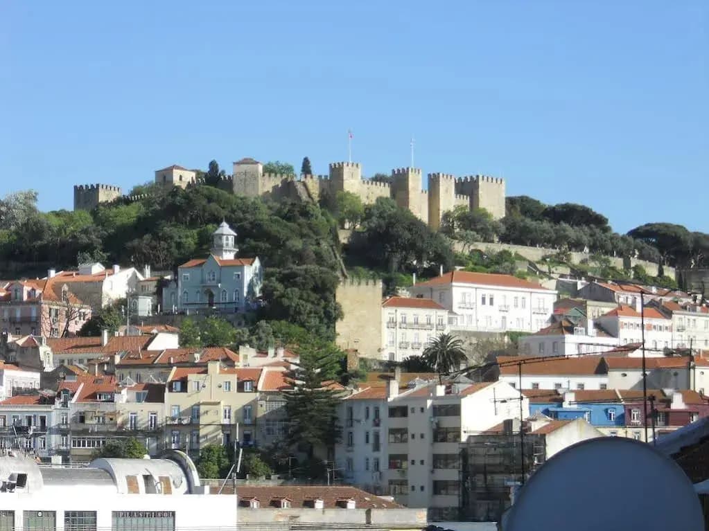 Martim Moniz Apartment - photo 8