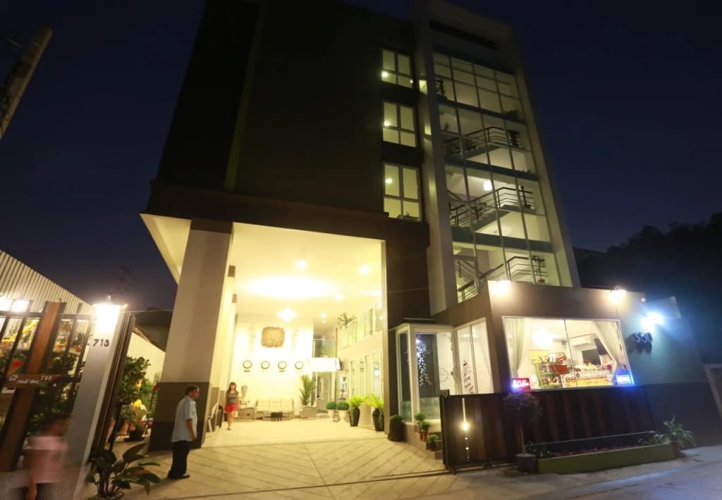 S50 Sukhumvit Hotel - photo 25
