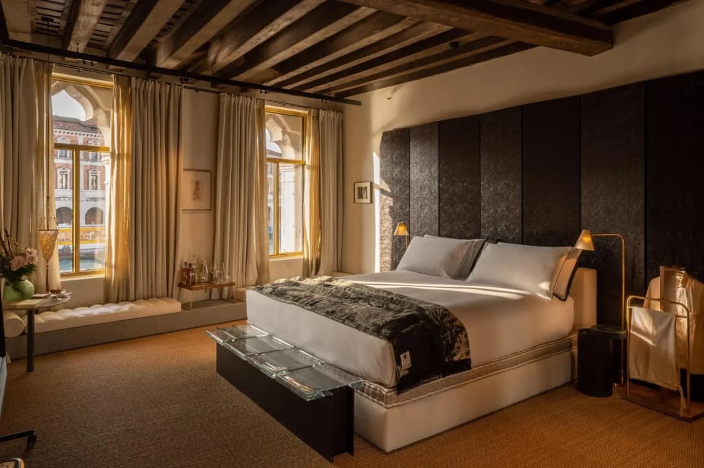 The Venice Venice Hotel - photo 31