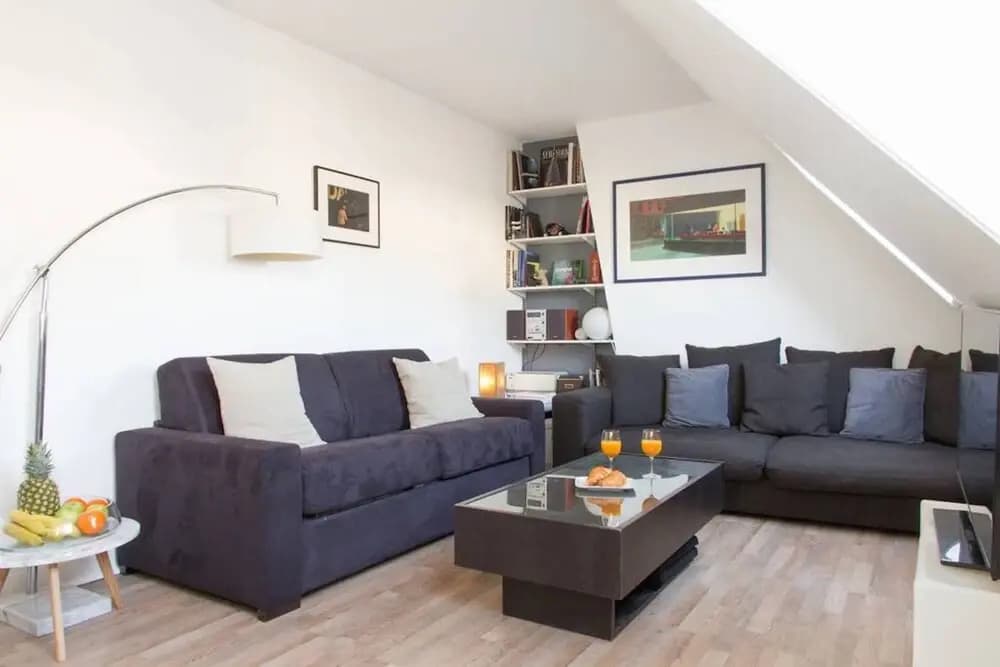 Central Paris - City Views Apartment - photo 4