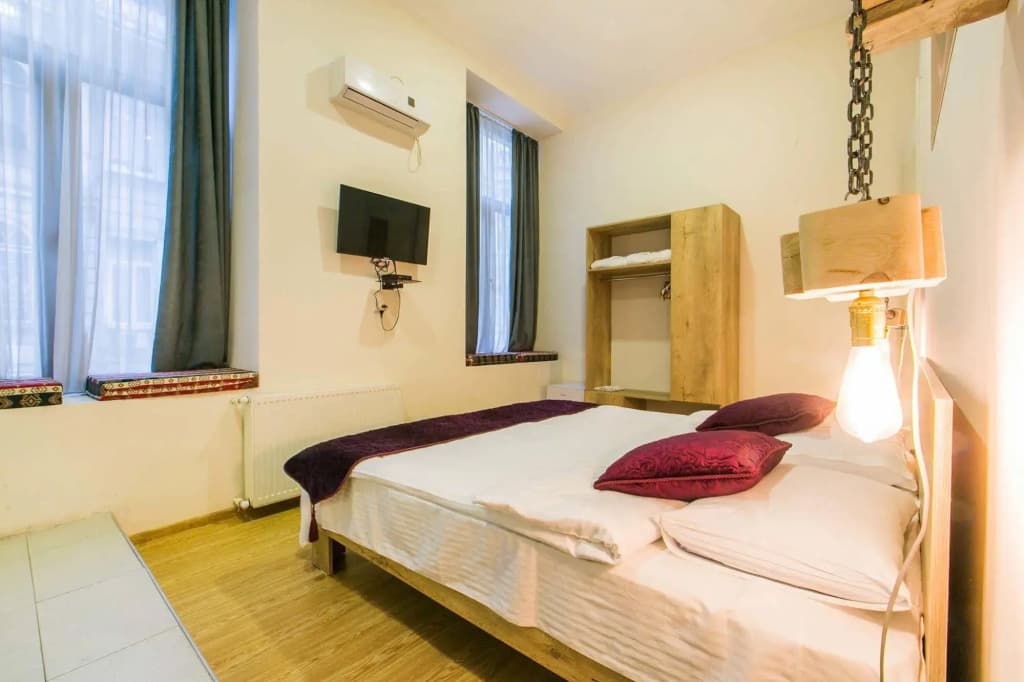 Boombully Hotel - photo 3