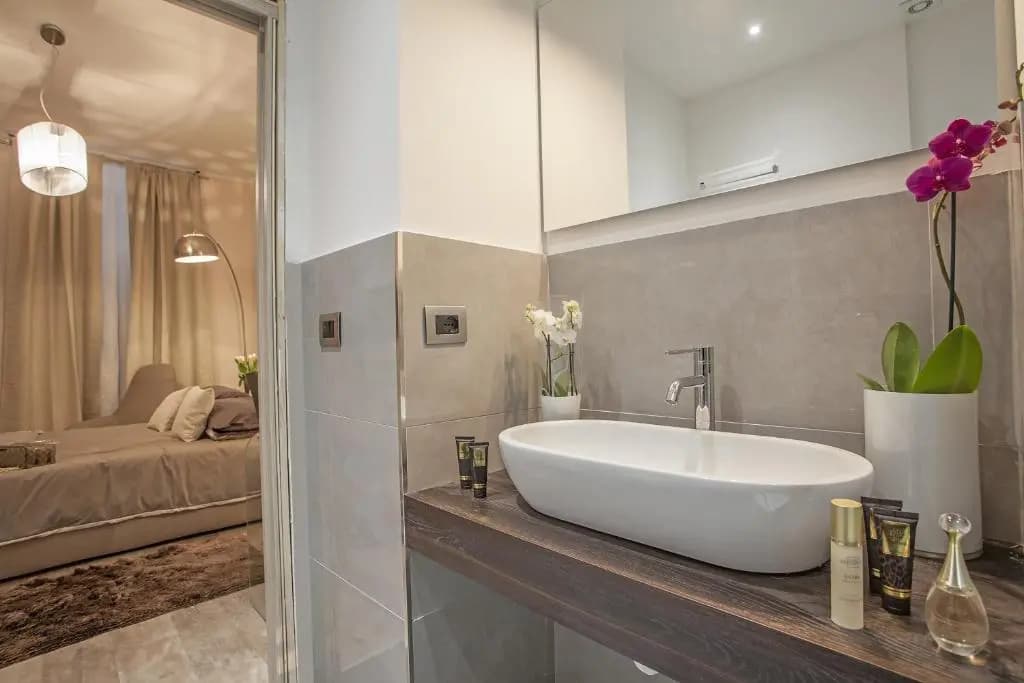 St. George's Vatican Suites - photo 10
