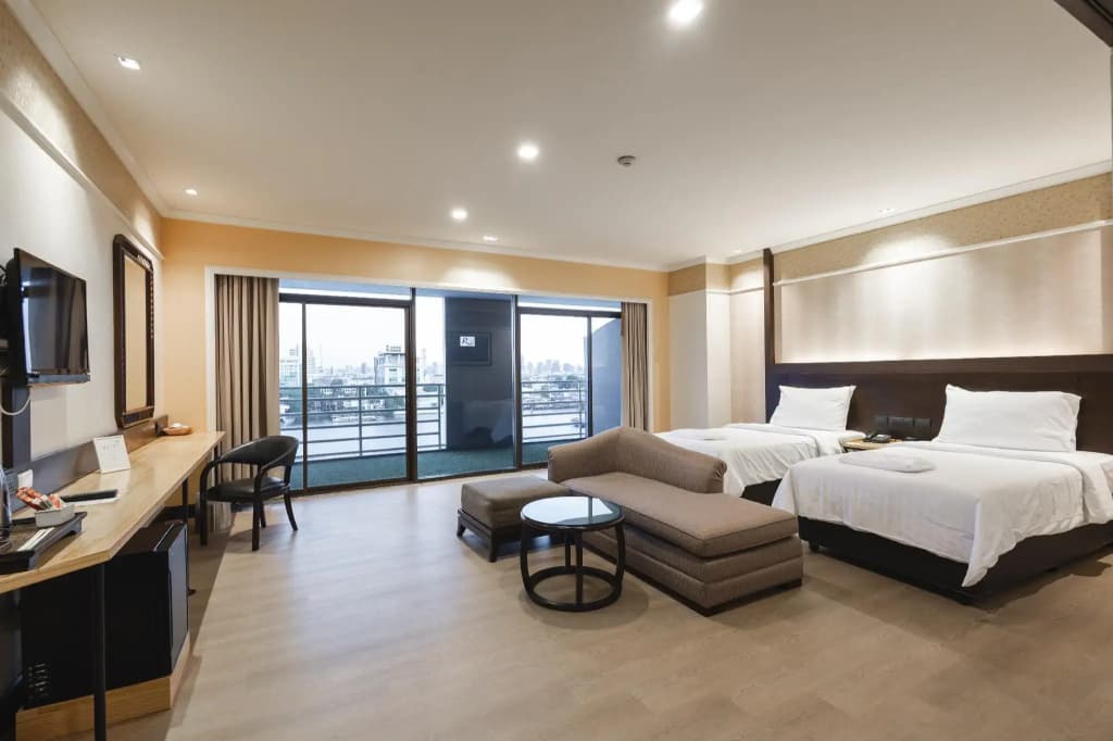 The Royal River Hotel - photo 48