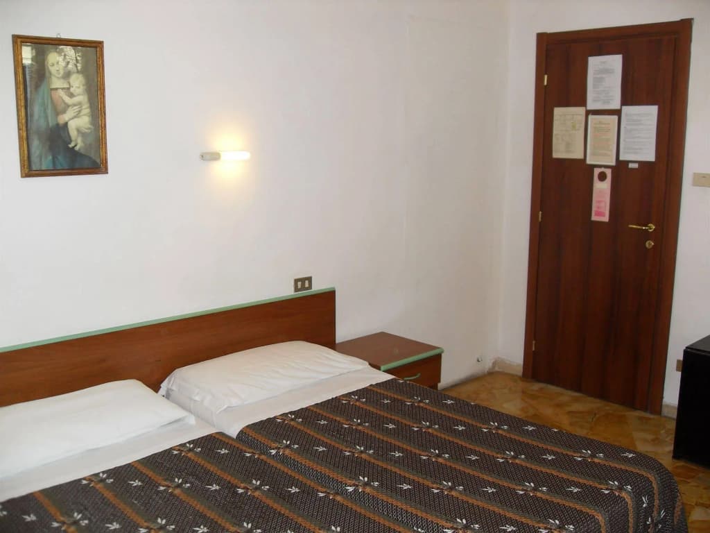 Mary's House - photo 4