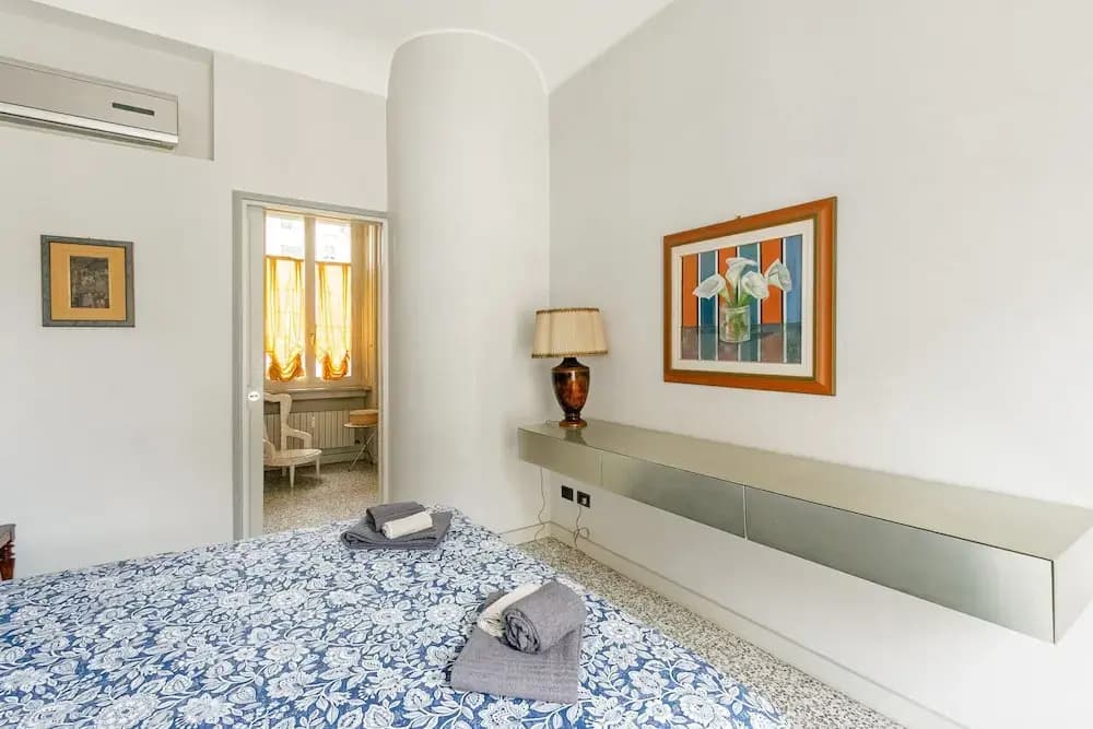 Stylish 1 br Close to Duomo - photo 4