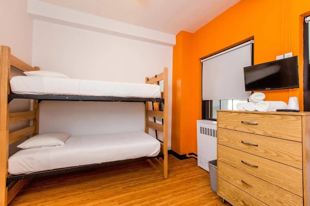 Vanderbilt YMCA Hostel - photo 7