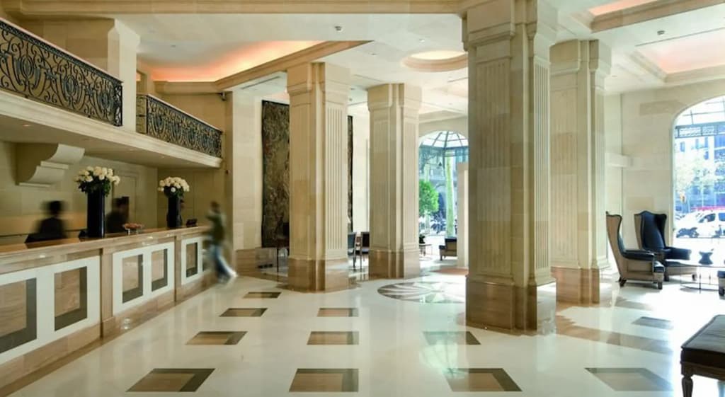 Majestic Residence - photo 2