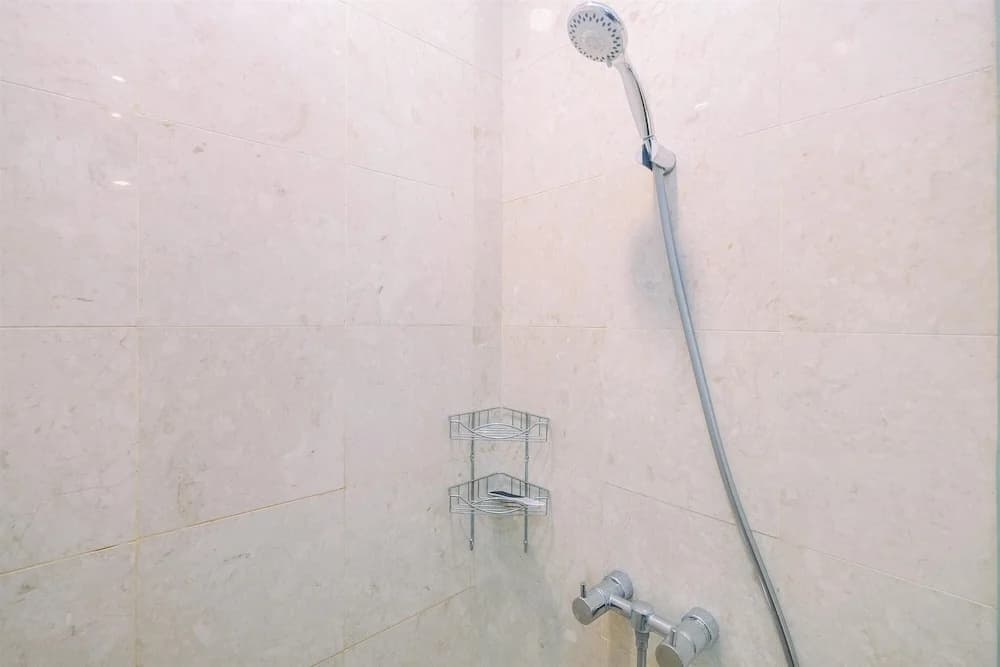 Luxurious 2BR Kemang Village Apartment - photo 7