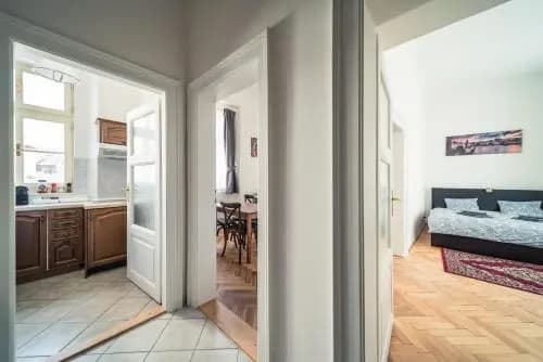 St. George Apartments - photo 5