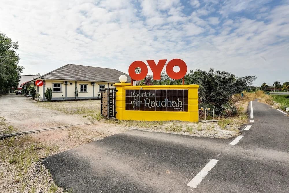 OYO 89660 Raudhah Inn Hotel - photo 11