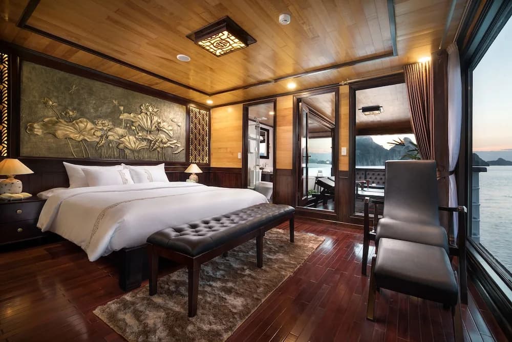 V'Spirit Cruises - photo 5