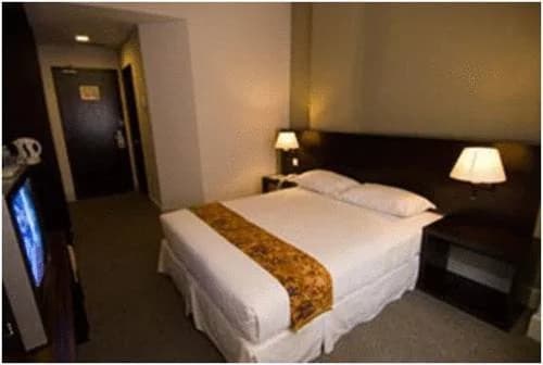 Noble Hotel - photo 8