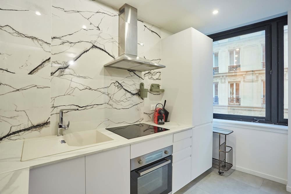 Charming Apartement Center of Paris Montmartre - photo 11