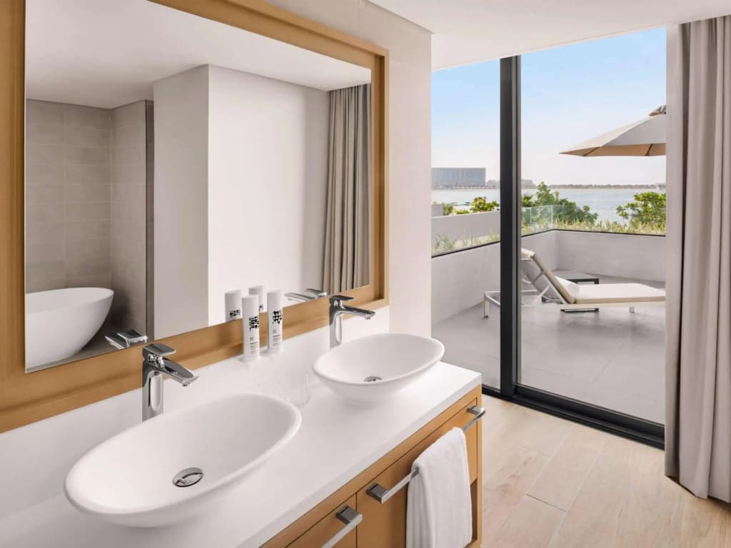 Mövenpick Resort Al Marjan Island - photo 9