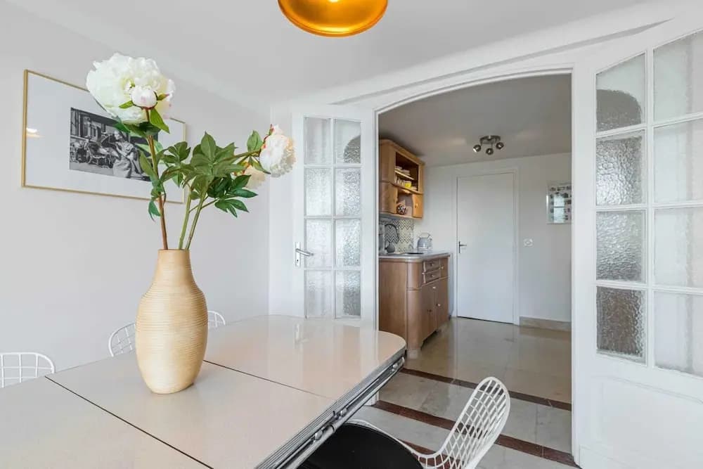 Stylish Apartement In Historical Residence - photo 3