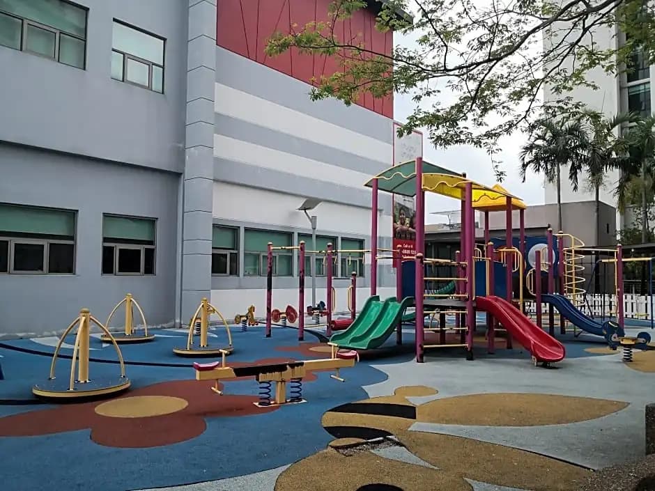 Work FrHome,10AM-6PM DAY USE, Shaftsbury@Cyberjaya - photo 10
