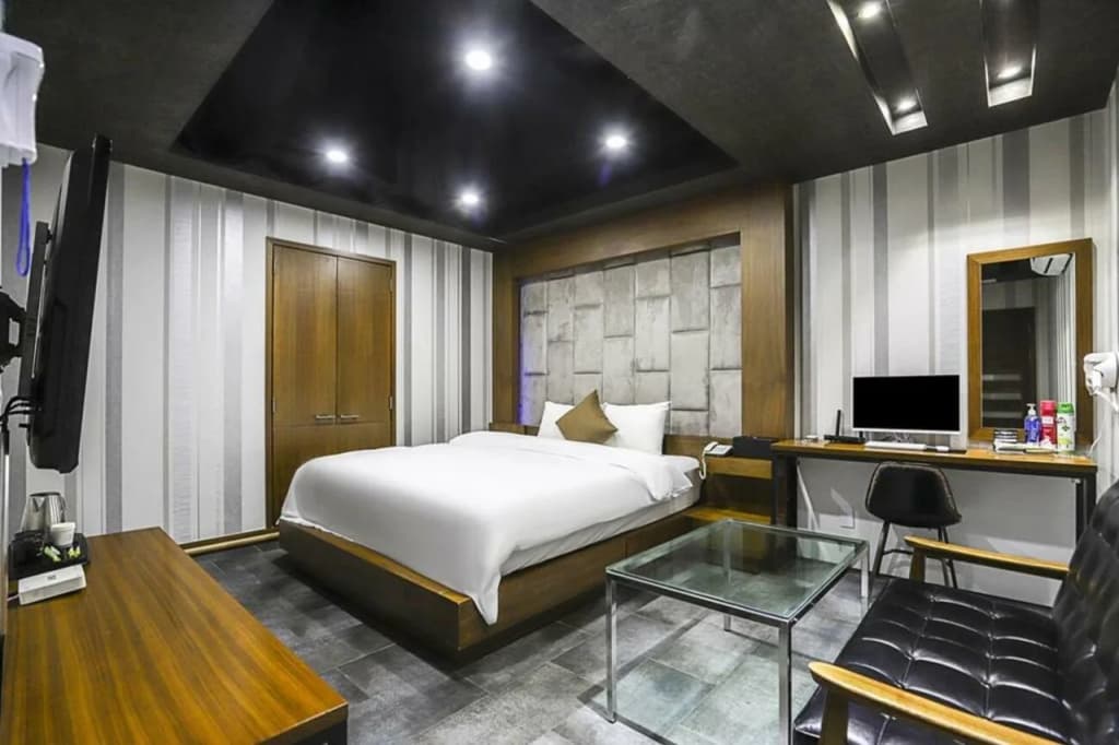 Hotel TJ - photo 4