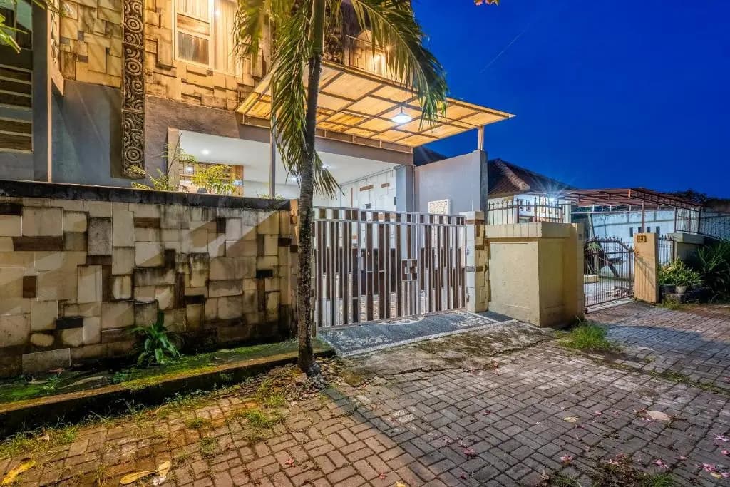 Jimbaran Cozy House & Bunk Bed - photo 16