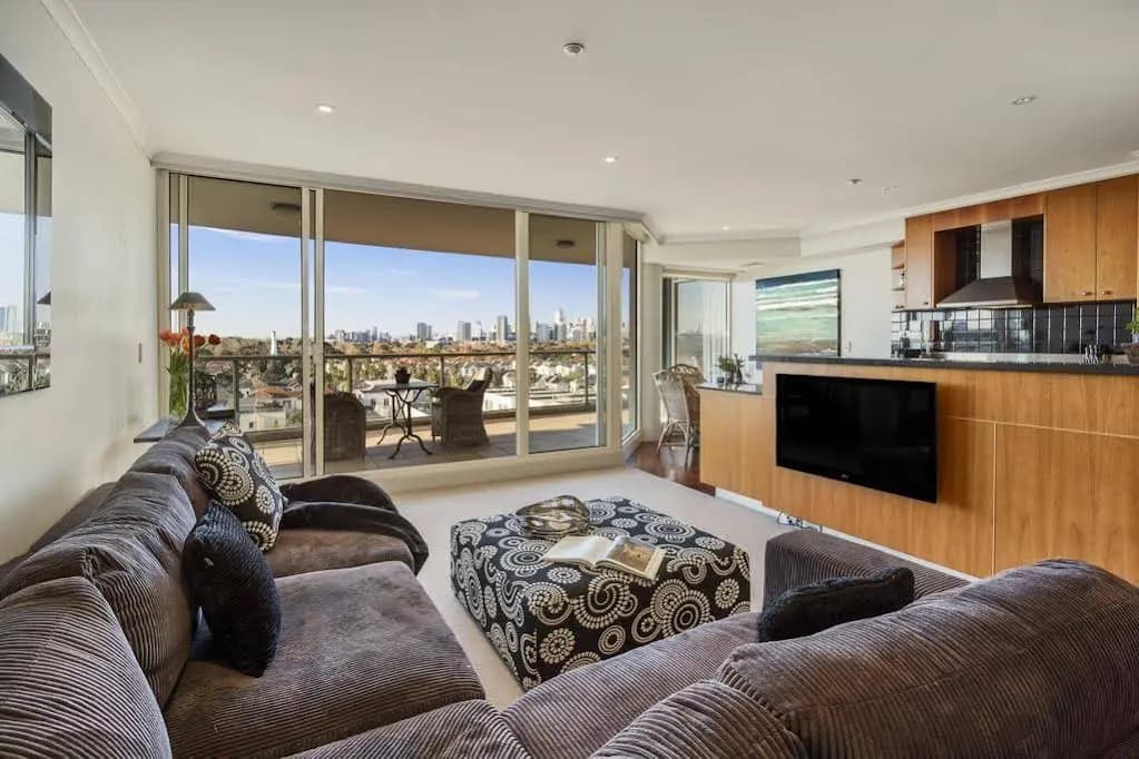 Beachside Port Melbourne - photo 3