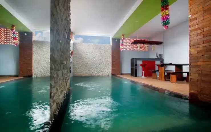 Valomia Guest House - photo 13