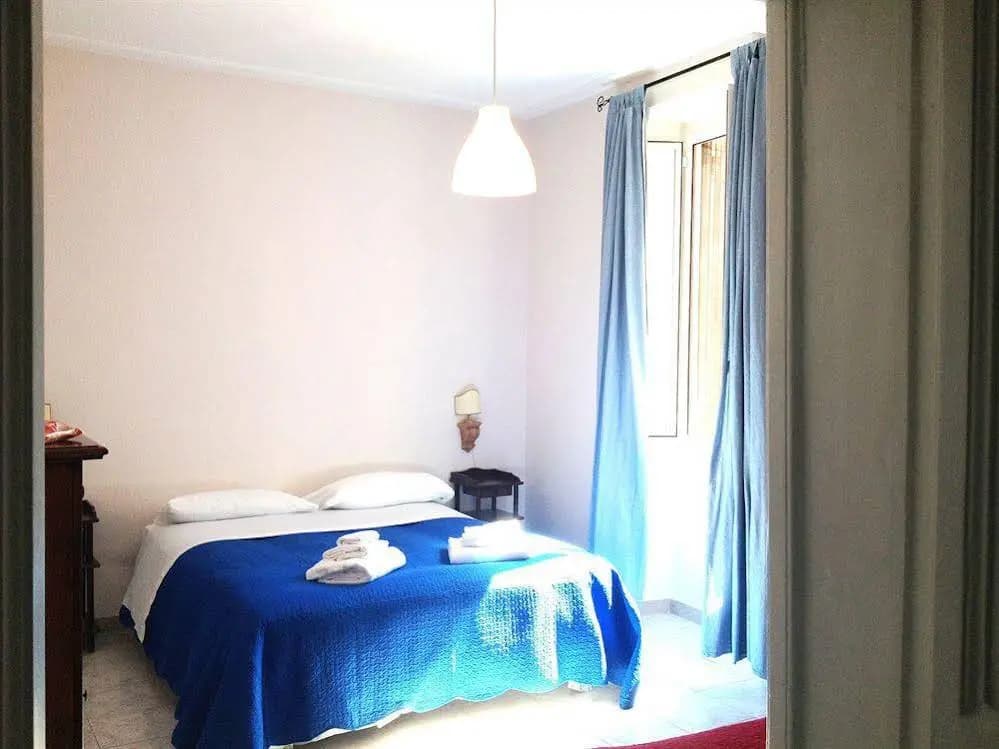Genny Rooms Piazza di Spagna - photo 5