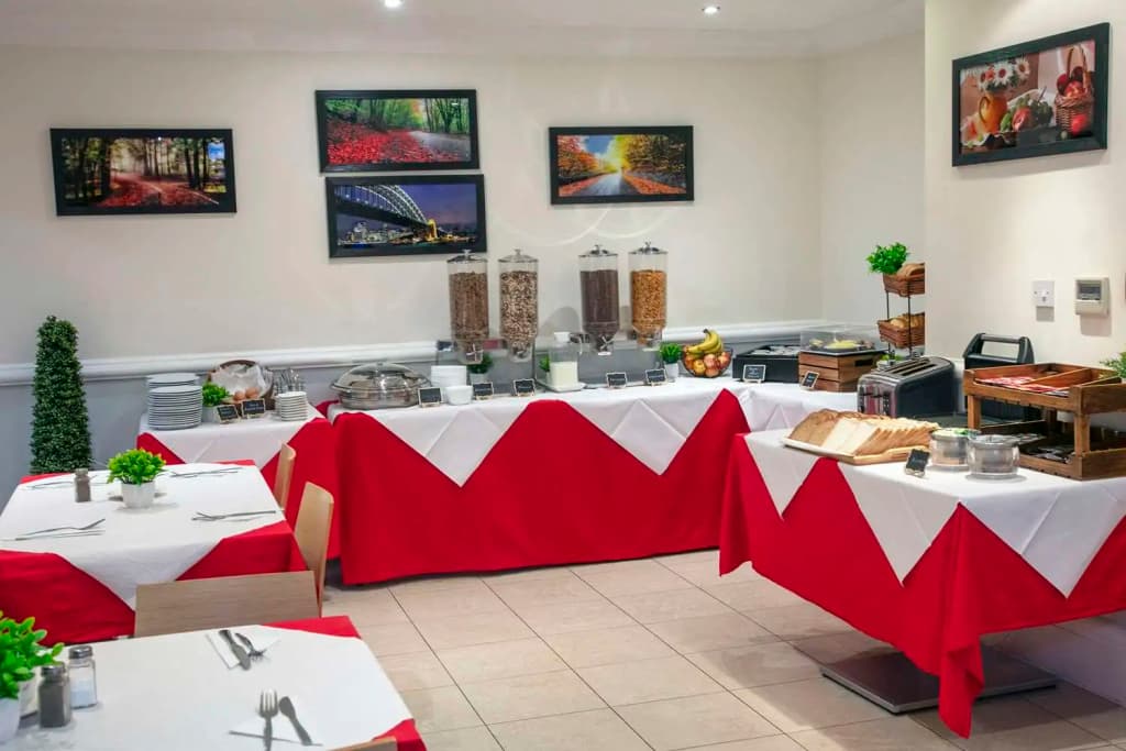 Queensway Hotel Sure Hotel Collection By Best Western - photo 31