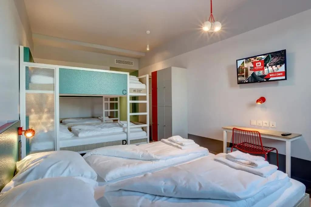 Meininger Hotel Paris Porte De Vincennes - photo 4