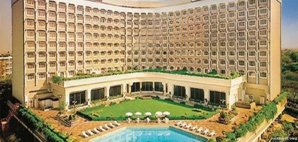Centaur Hotel - photo 17