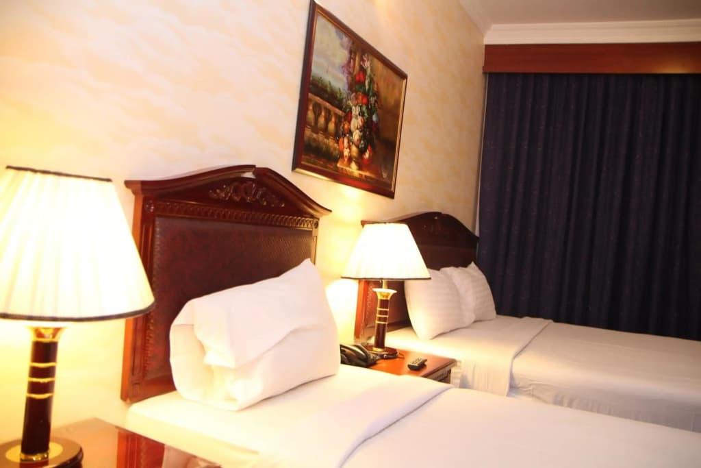 Mount Royal Hotel - photo 13