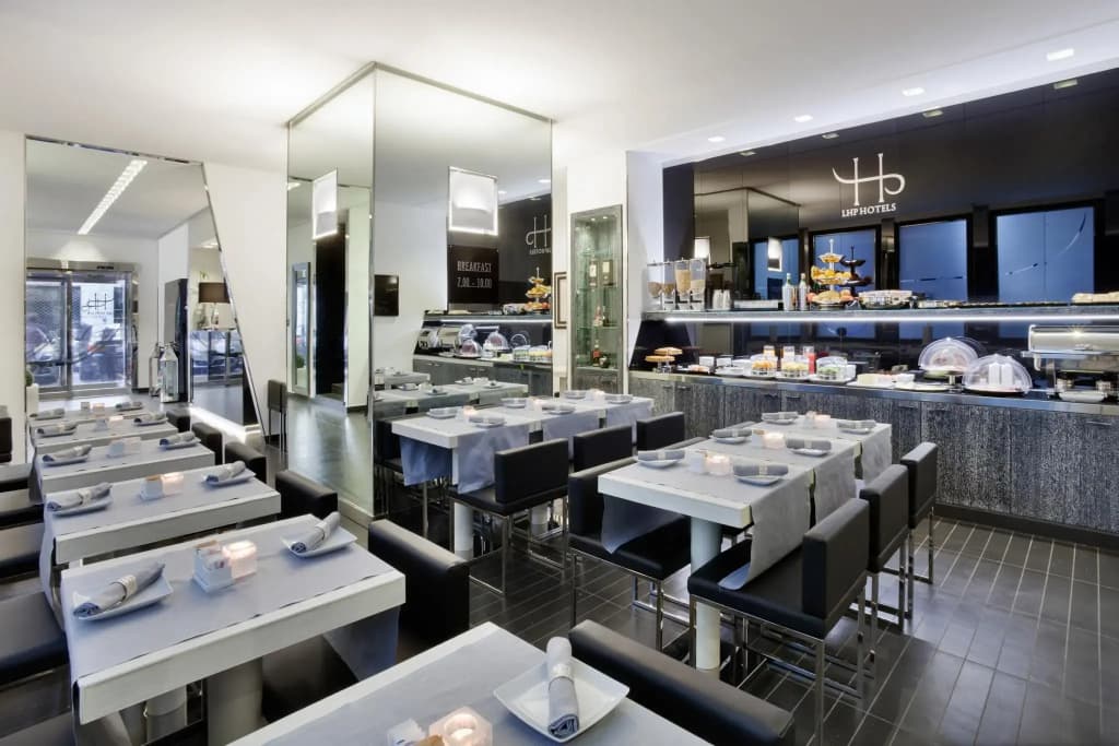 LHP Hotel Napoleon - photo 29