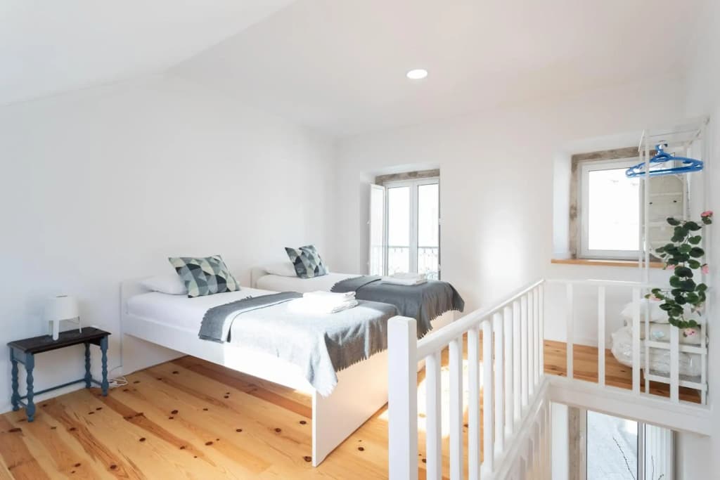 FLH Mouraria Charming Flat III - photo 3