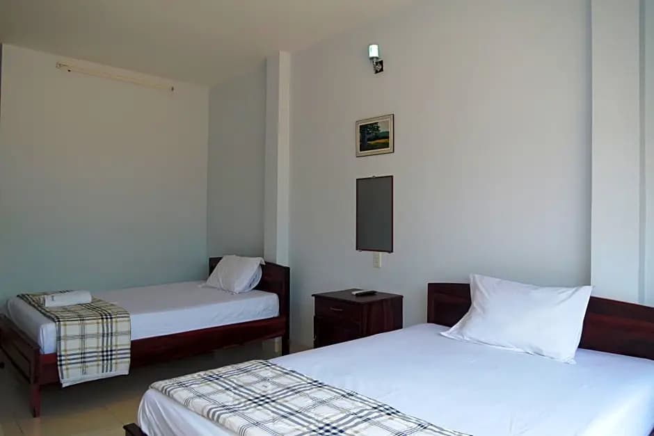 Quang Nhat Hotel - photo 5