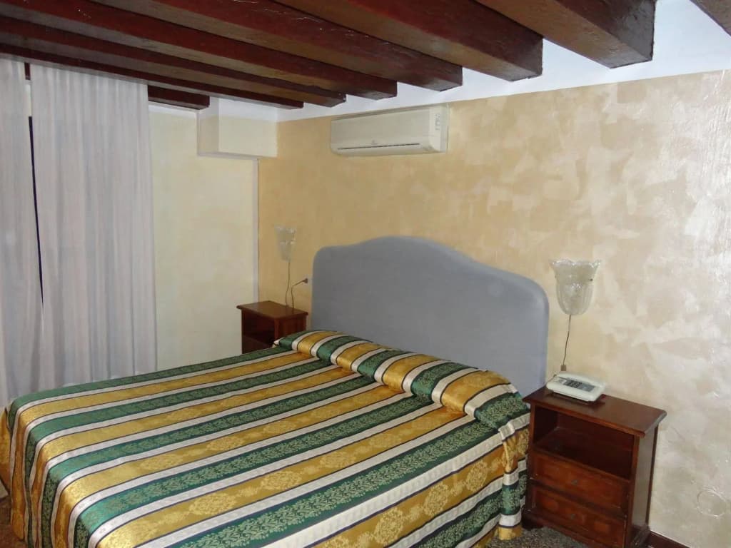 Lion Morosini Palace - photo 3