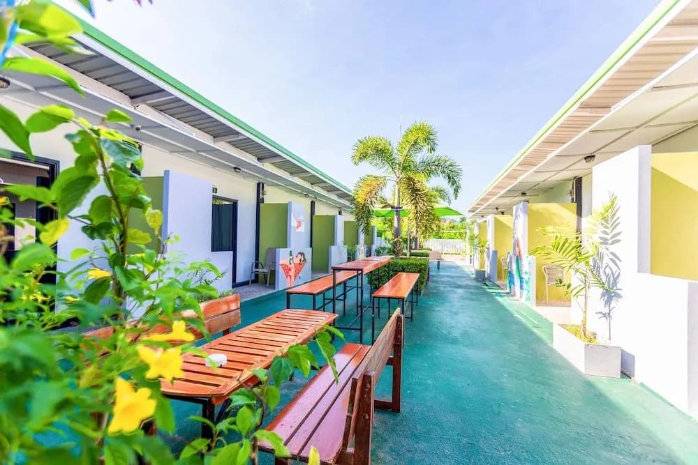 OYO 450 Rawai Studios Resort - photo 12
