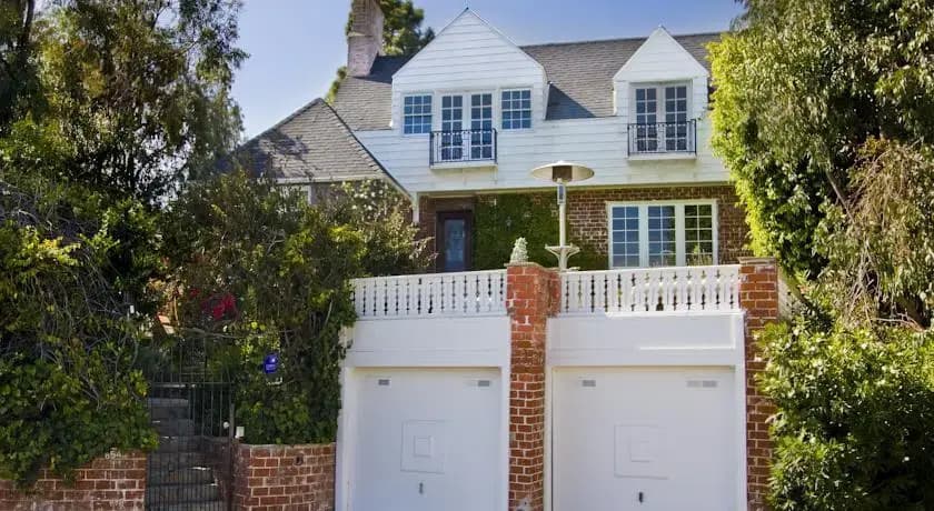 Hollywood Celebrity Estate By Luxpads - photo 2